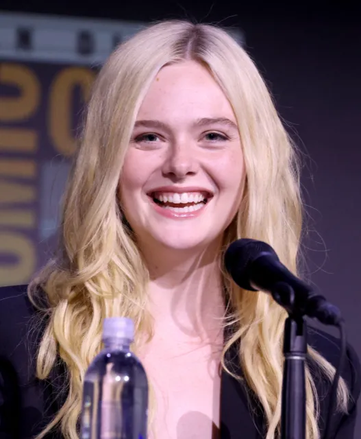 Elle Fanning, an example of Light Spring coloring